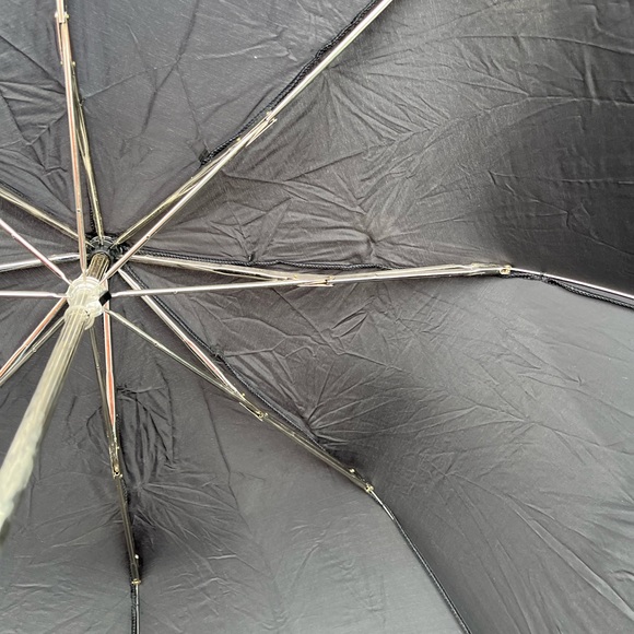 Vintage COCO CHANEL Patent Leather Umbrella Holder w/Chain and Umbrella - Picture 11 of 13